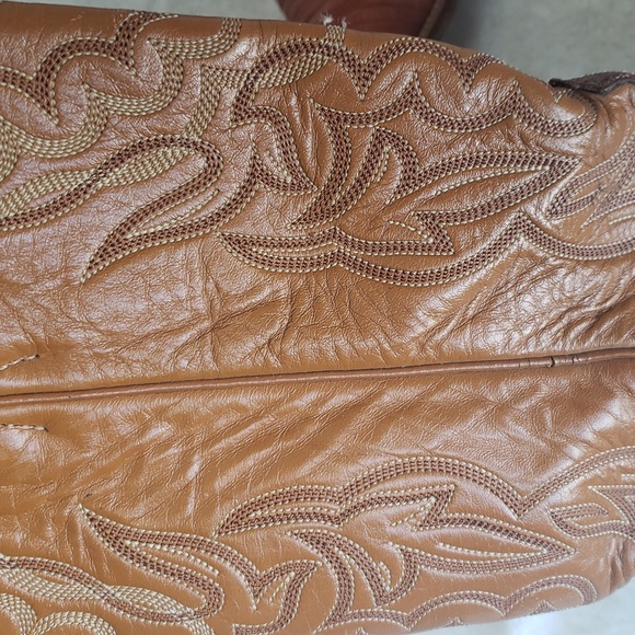 Justin Boots L 4520 Classic cowboy boots in tan and brown Women's Size 6.5 B. - Picture 13 of 14